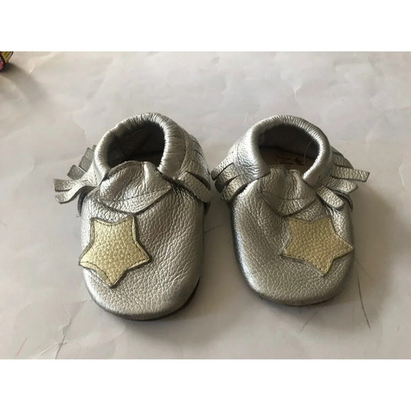 Baby moccasins 12-18 months - Picture 1 of 7